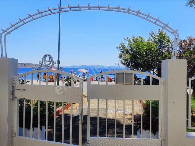Erdek Şişikler Sitede Denize Sıfır Muhteşem Yazkış Yaşam Fırsatı