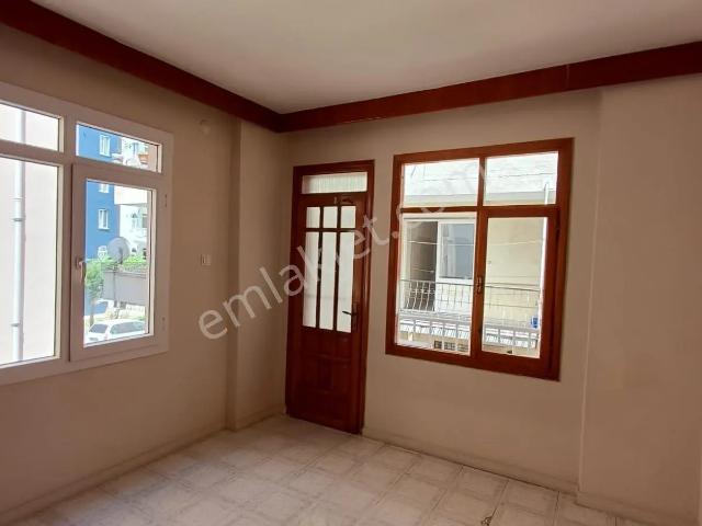Erdemli Merkez Mahallesi'nde Kiralık 3+1 Daire