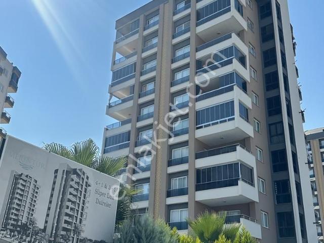 Erdemli Alata'da Kiralık 4+1 Lüks Site Dairesi