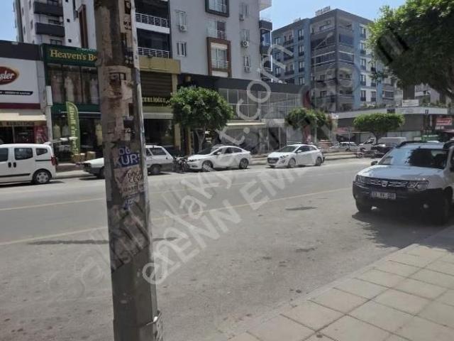 Erdemli De Satılık Lokasyonu Güzel Hastane Caddesinde 2 Dükkan
