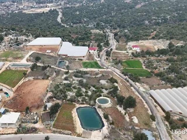 ERDEMLİ KÜSTÜLLÜ MERKEZDE VİLLA İMARLI ARSA