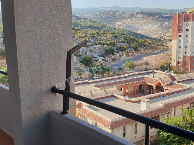 Erdemli Koyuncu Mah Toki Sitesinde Satılık 2+1 Daire