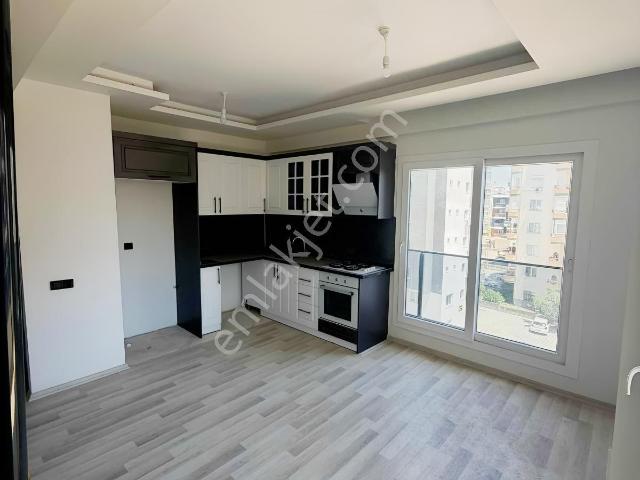 Erdemli Koyuncu Mahallesinde Satılık 2+1 Çatı Dubleks Daire