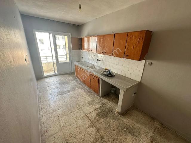 Erdemli Plaj Yolunda 3+1 Satılık Daire