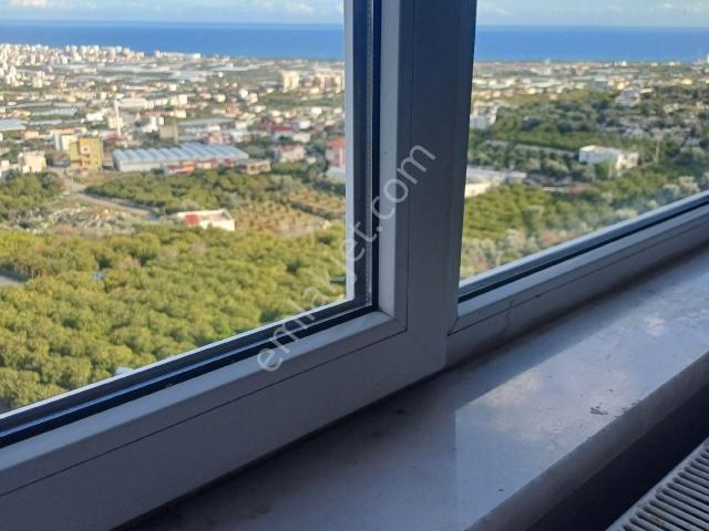 Erdemli Toki'de Satılık 3+1 Daire