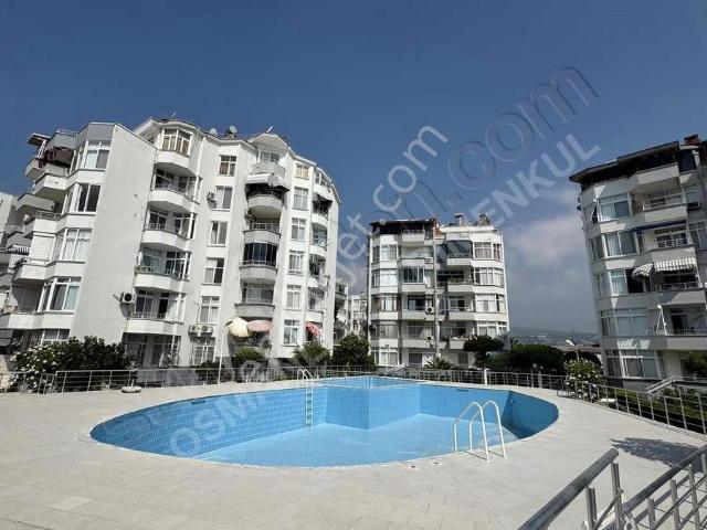 Erdemlide Denize Sıfır Havuzlu Site İçerisinde 2+1 Yazlık