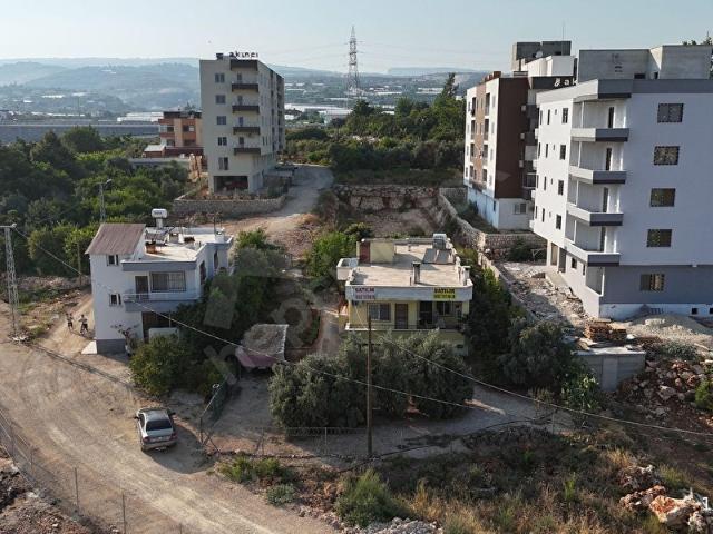 Erdemli'de Satılık Arsa & Müstakil Ev 1.163m