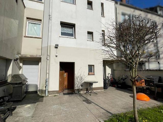Erdgeschoss Apartment mit Potenzial