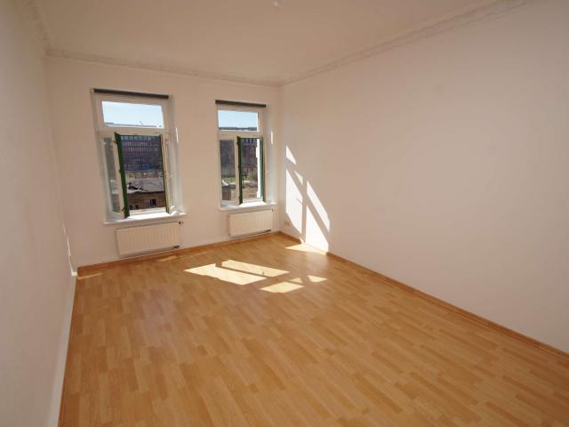 Erdgeschosswohnung: 3 Zimmer mit Balkon direkt am Lene Voigt Park