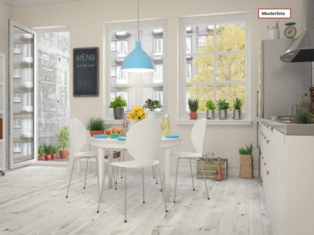 Erdgeschosswohnung in 09557 Flöha, Dresdner Str