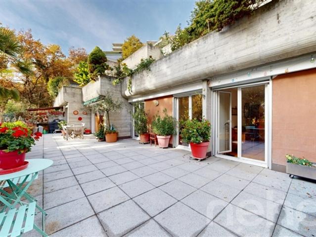 Erdgeschosswohnung mit einer Terrasse von 80 m² in Sion
