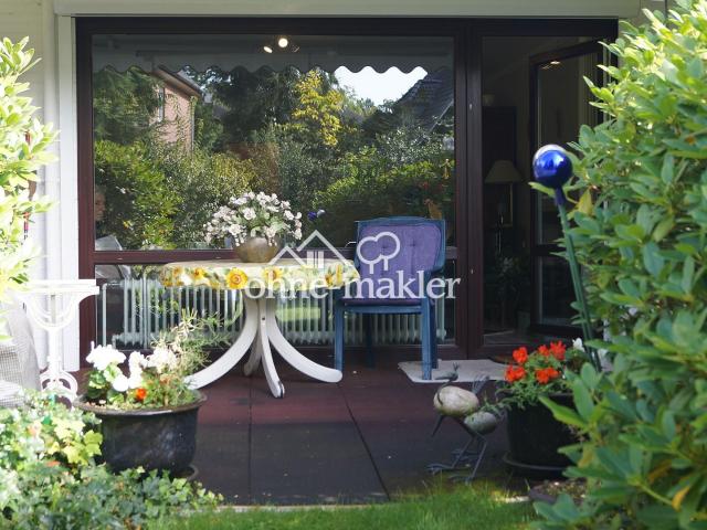 Erdgeschoßwohnung, sonnige Terrasse, Einbauküche, Tiefgarage, gute Lage in Blankenese