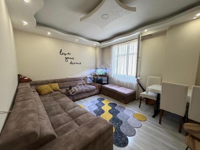 Şeref Emlak Rami 1+1 Kullanışlı Ferah Daire 3,500,000 Tl