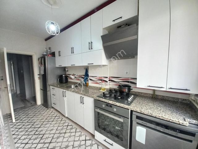 Şeref Emlak Satılık 3+1 Daire 6,000,000 Tl