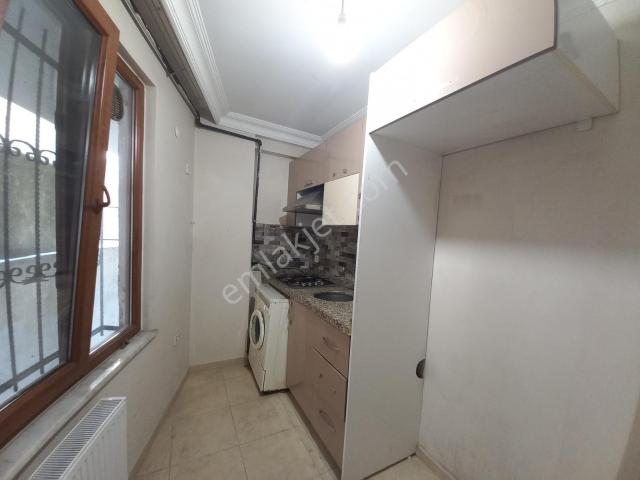 Şeref Emlak Üç Şehitler Okuluna Yakın Kiralık Yüksek Giriş Daire