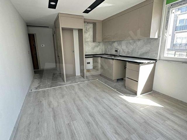 Erenköy Mh 1+1 asansörlü sıfır daire