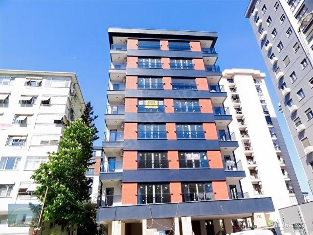 ERENKÖY MİNİBÜS CAD.SIFIR KİRALIK KOMBİLİ LÜKS DAİRE 3+1,106M2