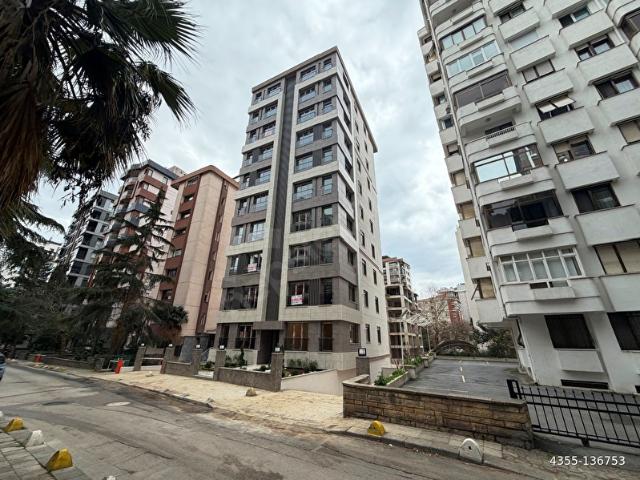 ERENKÖY BAĞDAT'A 3.PARALEL 5.KAT SIFIR 2 BANYO 100m2 KİRALIK 2+1