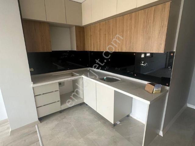 Erenköy Kazım Karabekir'de Kiralık 2+1 Daire