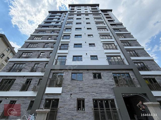 Erenköy'de Bağdat Cad. Yakın Yeni Binada E.Banyolu Ferah 3+1 BOŞ