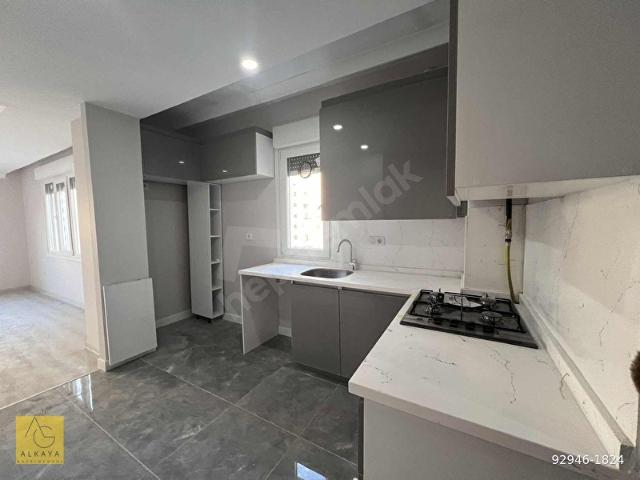 Erenköy'de Satılık Daire Ara Kat Yeni Yapı 2+1 67m Boş