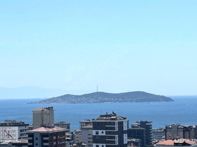Erenköy'de Satılık Dubleks Daire Full Deniz Manzaralı 5+2