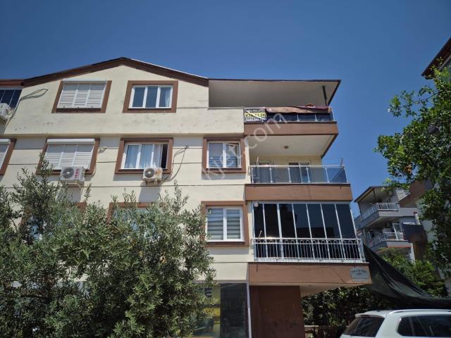 Erenköy'de Tramvaya 300m Ful Eşyalı Geniş Ferah 1+1 Daire