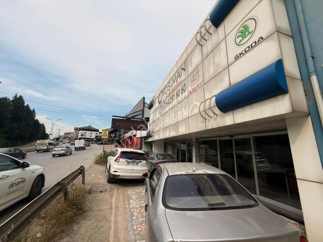 Erenler Orhan Gazi Caddesi Ve Fevzi Çakmak Caddesi Çift Cepheli