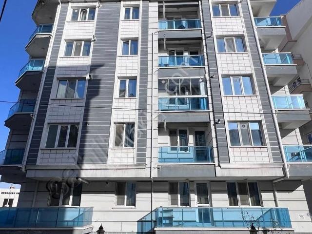 Erenler'de 2 Adet 1+1 Tek Daire Fiyatına Satılık Daireler!