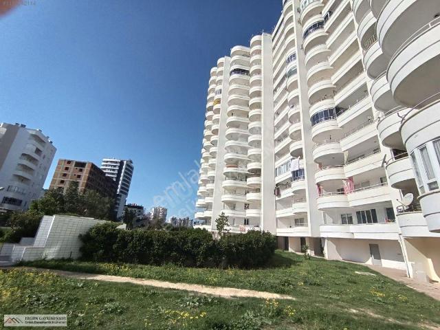Ergünden Ayışığı Sitesinde Deniz Manzaralı Kiralık 3+1 Daire