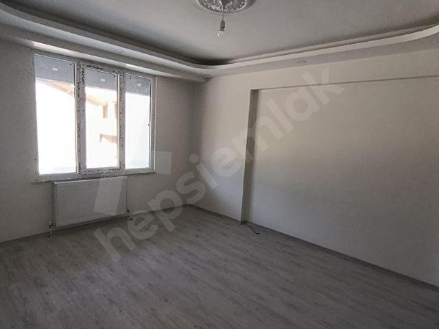 ERGENE MARMARACIK'TA GİRİŞ KAT TERS DUBLEKS SATILIK DAİRE