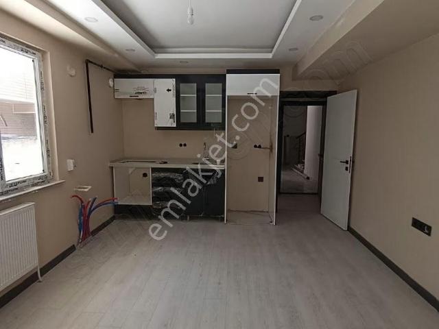Ergene Sağlık Mahallesi'nde Sıfır 2+1 Satılık Açık Mutfak Daire