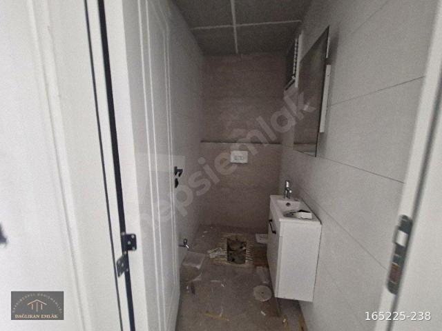 ERGENEKOM MAH SATILIK DAİRE 4 oda 1 mutfak 145 m2 asansörlü yeni daire