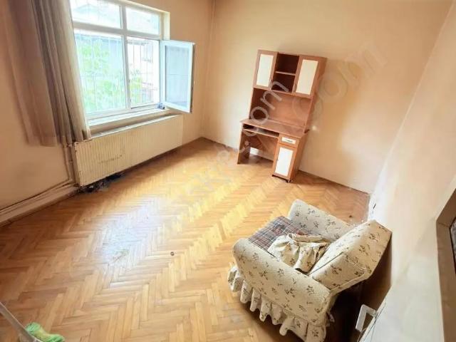 Ergenekon Mah 3+1 Kiralık Daire Merkezi Konum