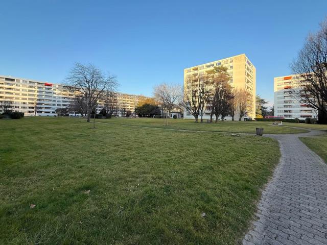 Erhabene 5 Zimmer Wohnung mit Seeblick