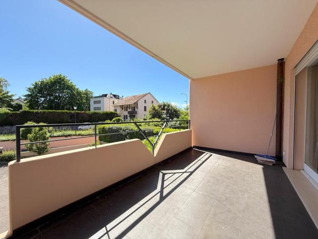 Erhabene renovierte Wohnung mit Blick auf den Salève