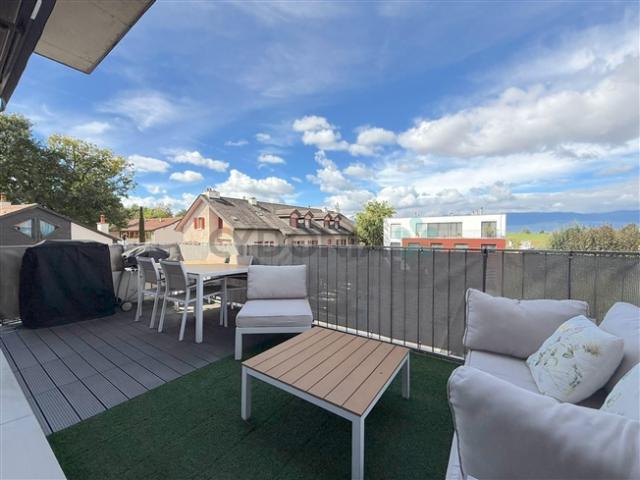 Erhabenes 5 Zimmer Penthouse mit Terrasse