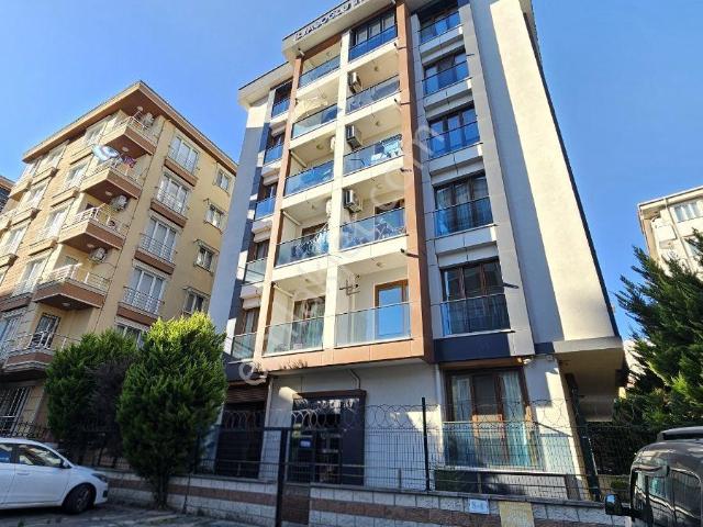 Şerifali Çetin Cad. Tavukcuyoluna 2.parsel Balkonlu 2+1 Daire