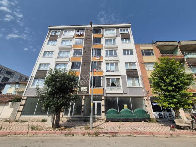 Erkan Anbar Dan Satılık 3+1 Daire Ana Cadde Üzeri Suluova Adliye Sarayı Karşısı