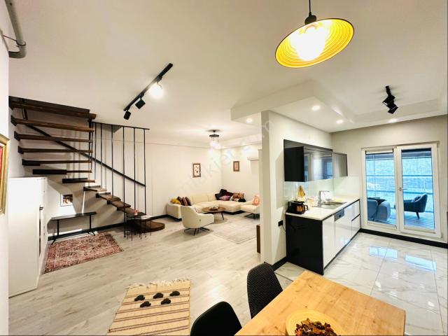 Çerkezköy Tepe Koru Panorama'da 2+1 Bahçeli Dubleks Daire
