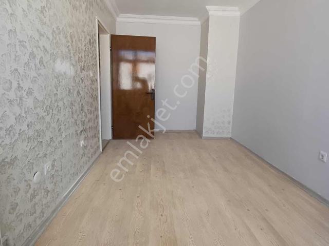 Çerkezköy Yıldırım Beyazıtta Kiralık Geniş Ve Ferah 3+1 Daire