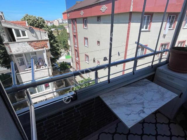 Çerkezköy Merkezde Anfi Tyatro Yanı Arakat 2+1