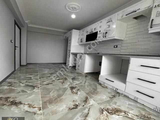Çerkezköy Serdaroğlundan Bağlık kapalı Otoparklı 3+1 Daire!