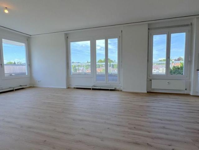 ERST Bezug Moderne 4.5 Zimmer Wohnung mit Fantastische Panoramaaussicht auf ganz Bern