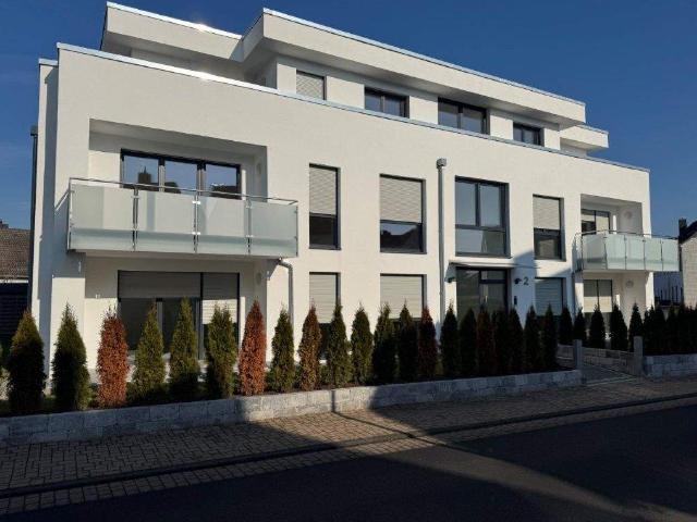 Erstbezug 3 Zimmer, Küche, Bad, Gäste WC und BalkonTerrasse in Baunatal Großenritte