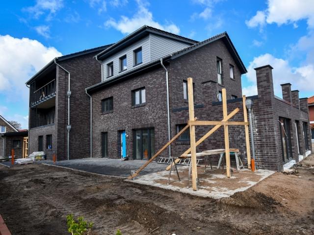 Erstbezug Barrierefreie Neubauwohnung mit Einbauküche, überdachter Terrasse und PKW Stellplatz in Altenoythe
