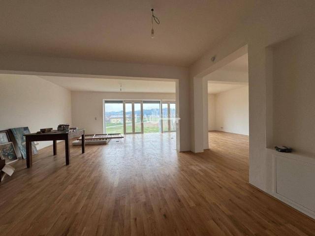 Erstbezug Büro/Praxis 2OG in Top Lage 100m² Ideal für Ihr Business!