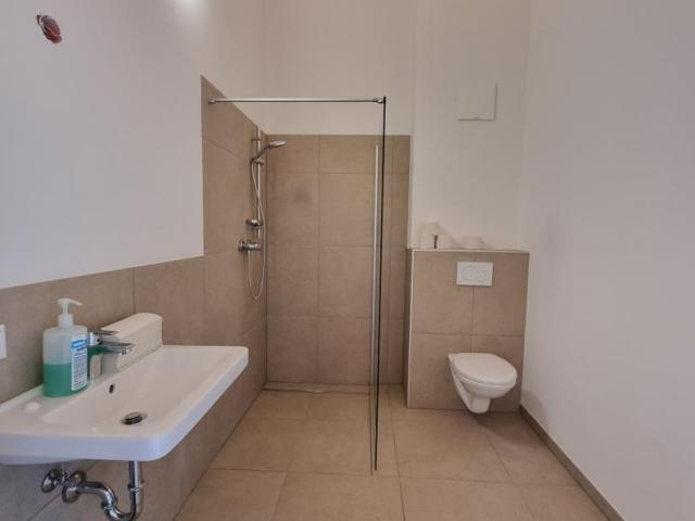 Erstbezug: exklusive 2 Zi. Wohnung mit Terrasse