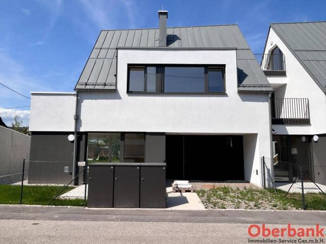 ERSTBEZUG Exklusives Reihenhaus inkl. Küche und tollem Gartenbereich