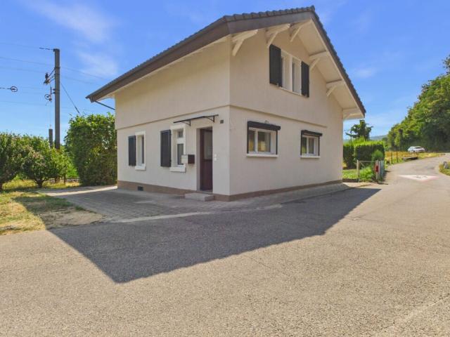 Erstbezug: Komplett saniertes 4.5 Zimmer Einfamilienhaus mit grossem Garten & viel Freiraum
